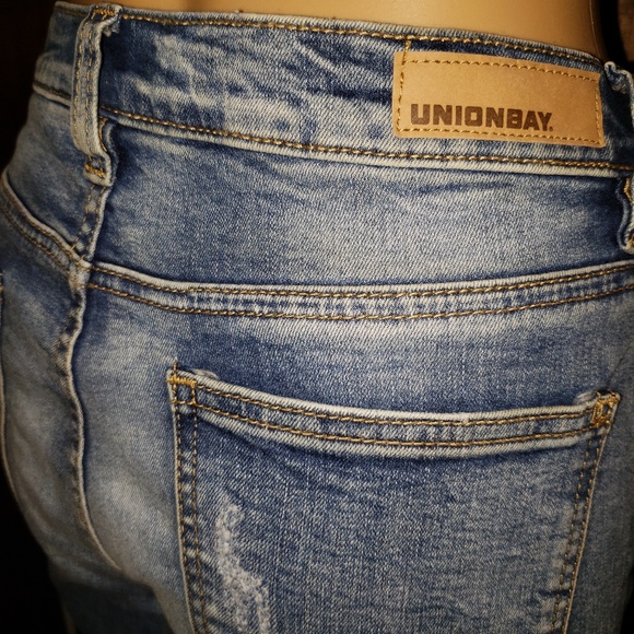 Women's Jean's size 13 - Picture 2 of 8